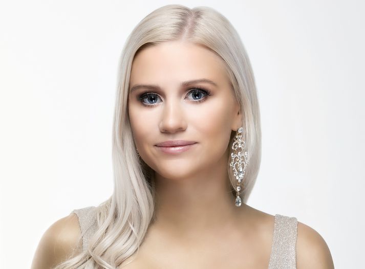 Guðrún Sigurbjörnsdóttir keppir í fegurðarsamkeppninni Miss Global í janúar á næsta ári.