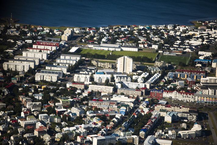 Samkvæmt úttektinni kostar helgi í höfuðborginni um 463 pund eða rétt tæpar 72 þúsund krónur.