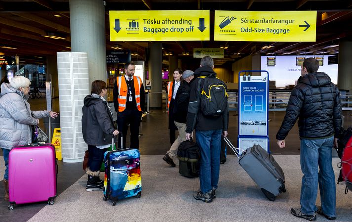 Innritunarsalur flugstöðvarinnar verður stækkaður og vegabréfaeftirlitið einnig.