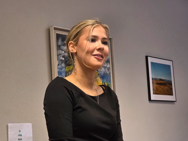 Elín Karlsdóttir, sem er varaformaður Ungra Framsóknarmanna en hún var gestur í vöfflukaffi hjá Framsókn í Árborg laugardaginn 8. nóvember.
