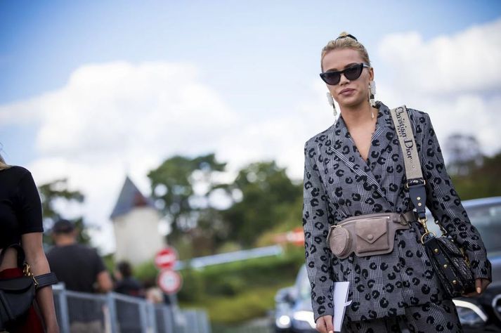 Julia Kuczynska á Christian Dior sýningunni í Parísarborg þann 24. september. Hún rekur tískusíðuna Maffashion.