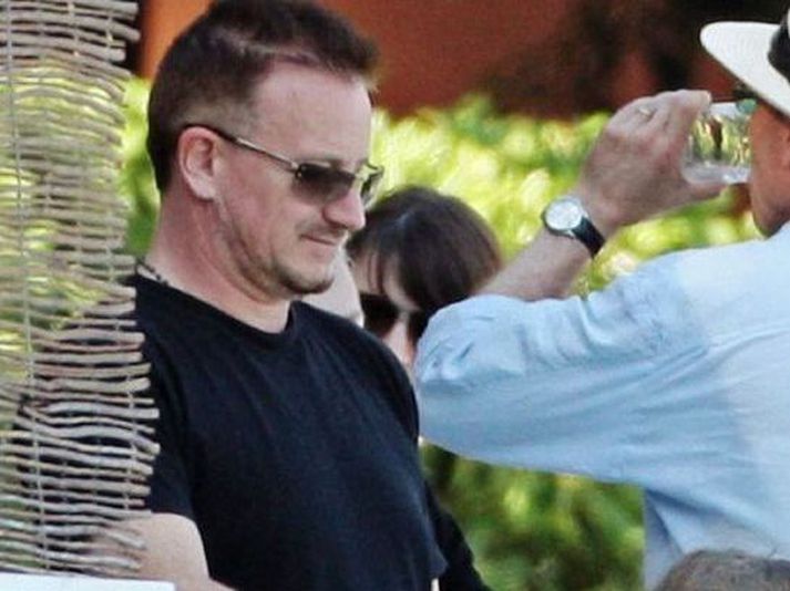 Bono.