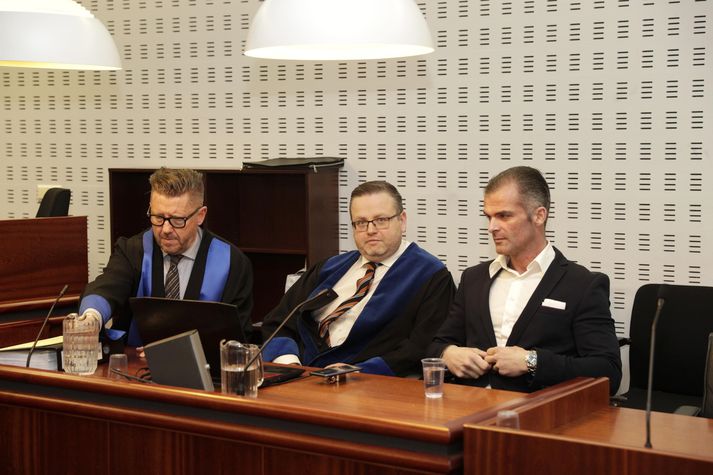 Sigurður Kristinsson ásamt verjanda sínum Stefáni Karli Kristjánssyni.