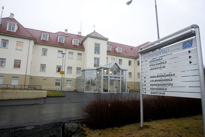 Landlæknisembættið rekur aukna bið eftir ákveðnum tegundum aðgerða til lokunar skurðstofa á St. Jósefsspítala í Hafnarfirði árið 2011.Fréttablaðið/Pjetur