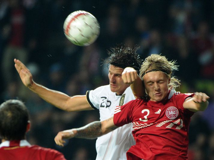 Simon Kjær.