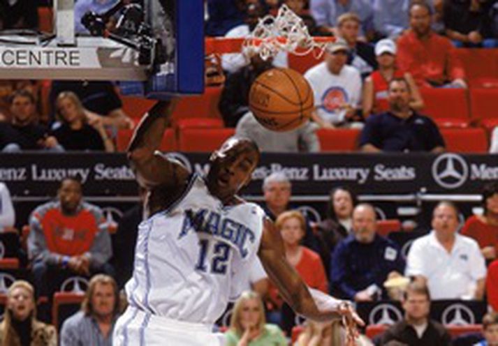 Tröllið Dwight Howard fór mikinn hjá Orlando í dag