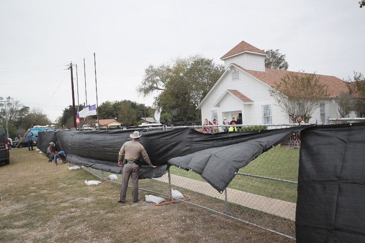 Baptistakirkjan í Sutherland Springs verður rifin.