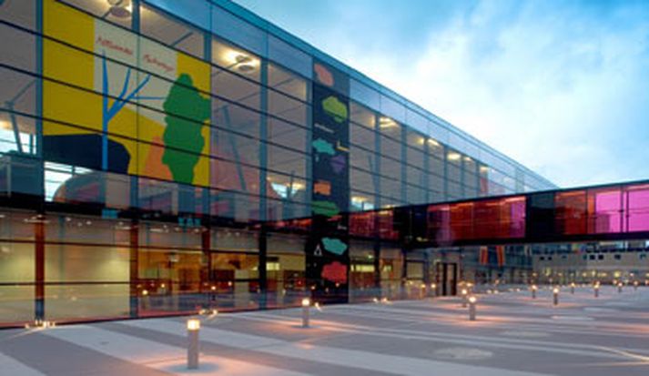 London School of Medicine and Dentistry.