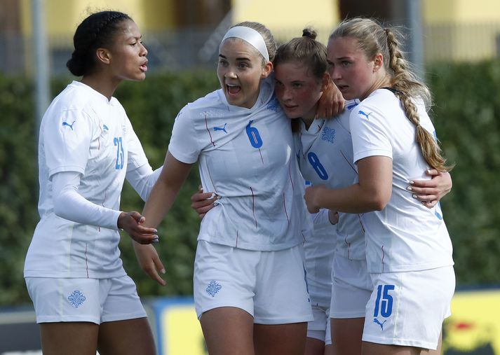 Íslenska landsliðið lék tvo vináttulandsleiki við Ítalíu á dögunum. Annar tapaðist 0-1 en hinum lauk með 1-1 jafntefli.