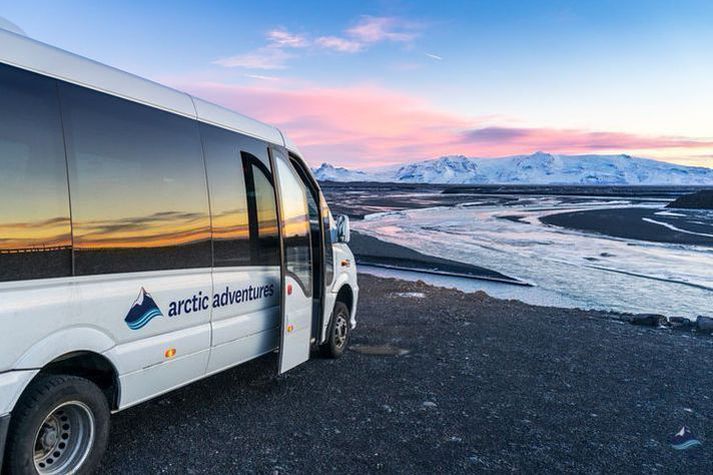 Arctic Adventures er eitt stærsta ferðaþjónustufyrirtæki landsins og skipuleggur, selur og sér um framkvæmd ferða og afþreyingarupplifana um allt land. Félagið velti um 6 milljörðum króna áður en heimsfaraldurinn hófst.