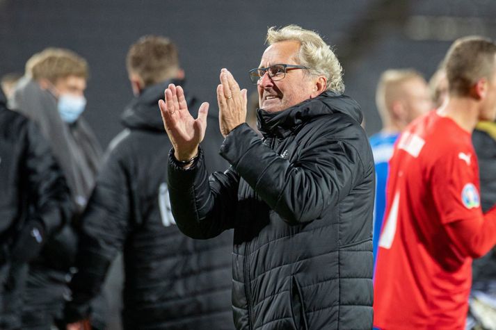 Erik Hamrén á ekki sjö dagana sæla í Álaborg um þessar mundir.