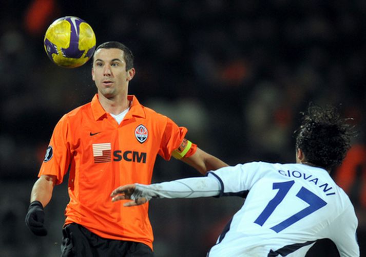 Dario Srna og Giovanni í leiknum í kvöld.