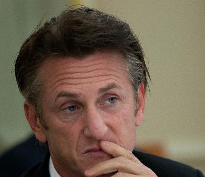 Sean Penn styður Hugo Chavez. Mynd/ AFP.