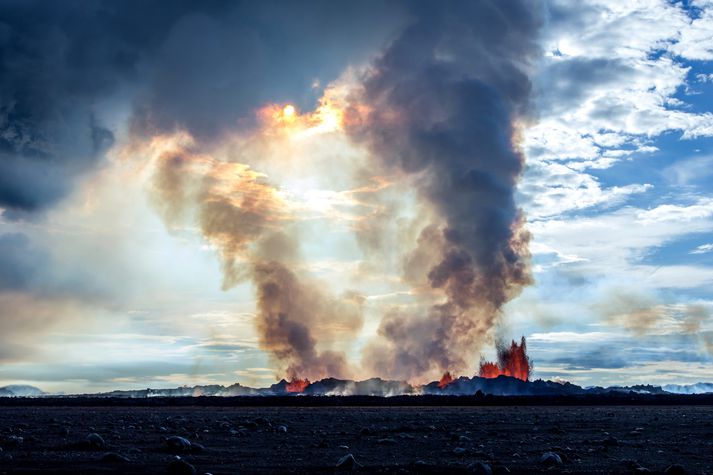 Mikilli brennisteinsdíoxíðsmengun stafar frá gosinu í Holuhrauni.