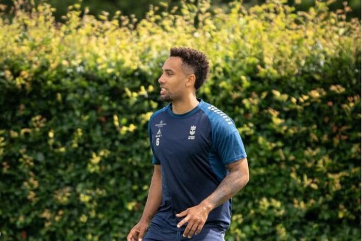 Ísak var á skotskónum í kvöld. 