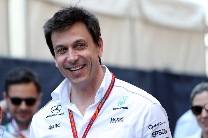 Toto Wolff, liðsstjóri Mercedes segir liðið ekkert vera á leiðinni út úr Formúlu 1 og að Eddie Jordan hafi kannski djammað aðeins of hart í Mónakó.