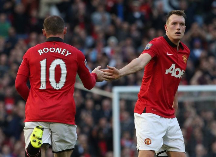 Jones og Wayne Rooney.