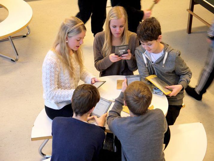 Reykjavíkurborg mun setja stóraukið fjármagn í að endurnýja tölvur og tækjabúnað á næsta ári, ef frumvarp til fjárhagsáætlun gengur eftir.