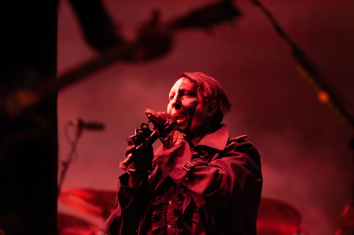 Manson hefur löngum vakið athygli fyrir sérkennilega takta sína.