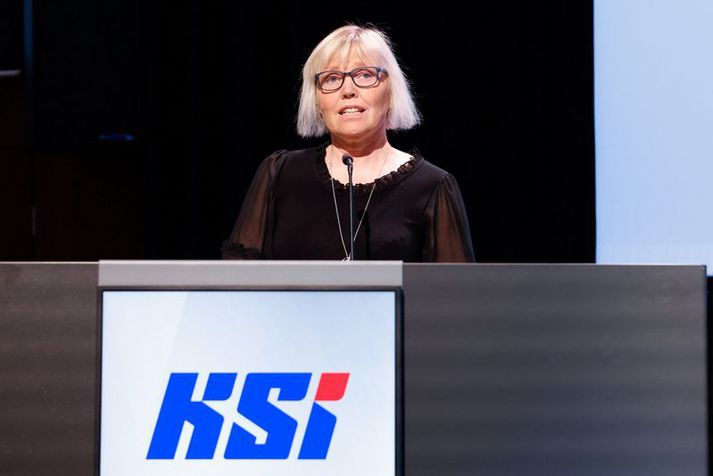 Vanda Sigurgeirsdóttir, formaður Knattspyrnusambands Íslands, fær það krefjandi verkefni að útfæra tillögur starfshópsins ásamt stjórn og starfsmönnum sambandsins.