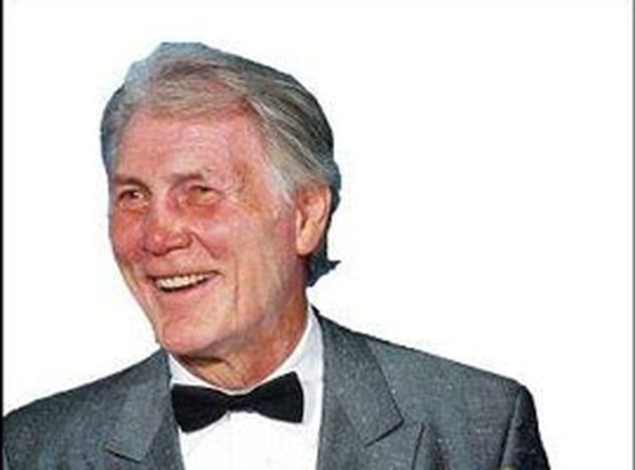 jack palance Leikarinn Jack Palance er látinn, 87 ára að aldri.