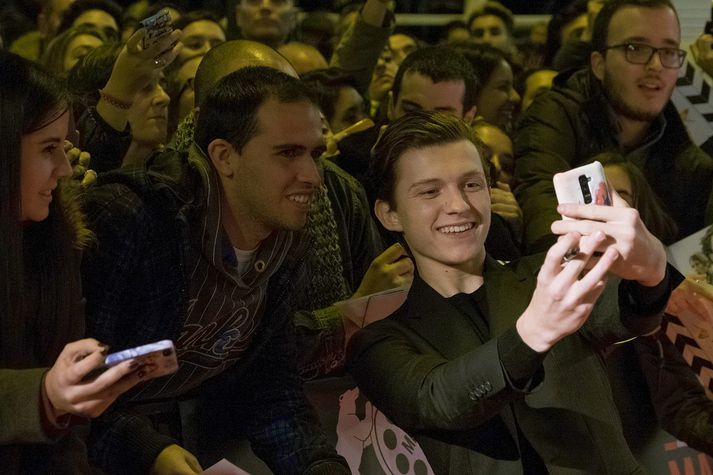 Tom Holland er ekki einungis leikari heldur er hann einnig afar fær dansari.