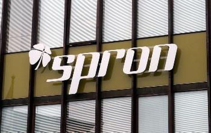 Samkeppniseftirlitið hefur gefið MP Banka leyfi til að reka SPRON útibúin.