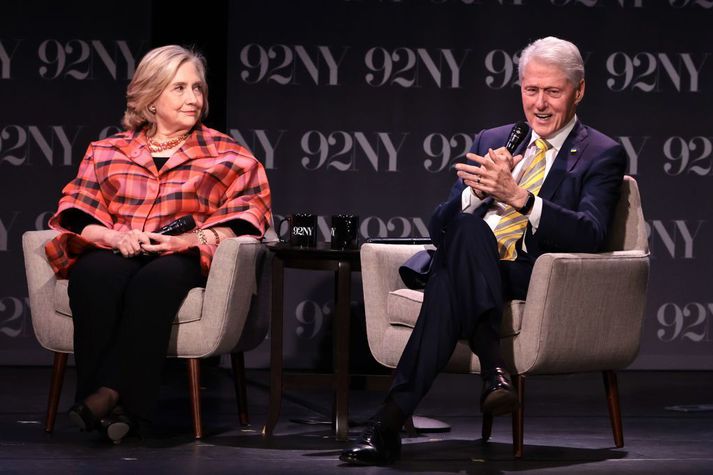 Clinton hjónin ræddu við David Rubenstein í New York í gær.