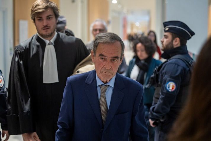 Bruno Lafont, fyrrverandi forstjóri franska sementsfyrirtækisins Lafarge, hlaut sex ára fangelsisdóm fyrir verndargreiðslur sem fyrirtækið greiddi Ríki íslams og fleiri öfgahópum í Sýrlandi á síðasta áratug.