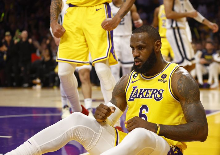 Los Angeles Lakers er komið í undanúrslit Vesturdeildar.