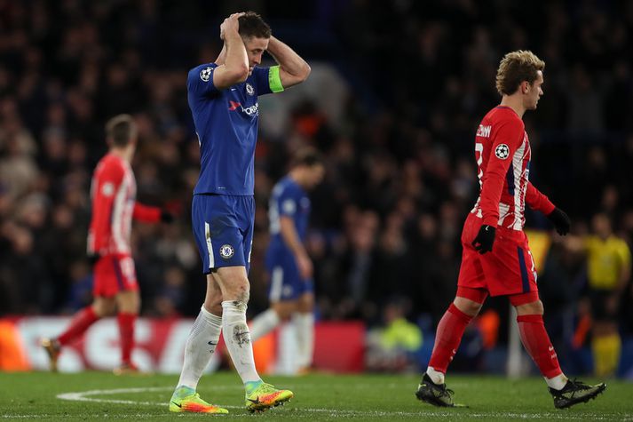 Gary Cahill og félagar í Chelsea gætu mætt Barcelona eða Paris Saint Germain í sextán liða úrsluitunum.