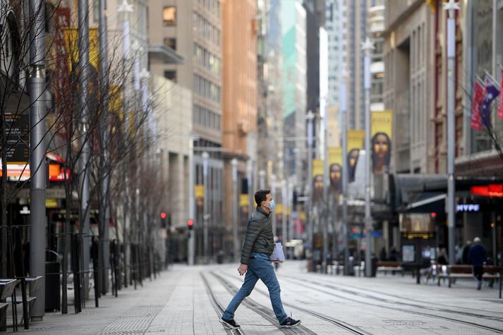 Það eru fáir á ferð í Sydney þessa dagana, þar sem strangar sóttvarnaaðgerðir eru í gildi.