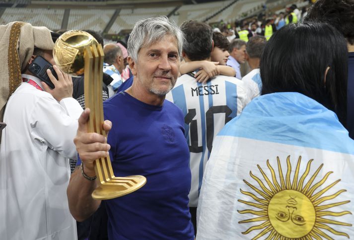 Jorge Messi á góðri stundu eftir að sonur hans Lionel hafði orðið heimsmeistari með Argentínu