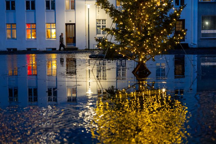 Gera má ráð fyrir frosti núll til átta stigum í dag. 