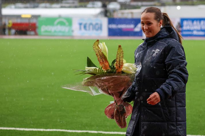 Fanndís Friðriksdóttir fékk viðurkenningu frá Blikum í gær en þar spilaði hún frá 2005 til 2017.