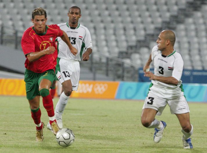 Ronaldo í leik gegn Írak á Ólympíuleikunum í Aþenu.