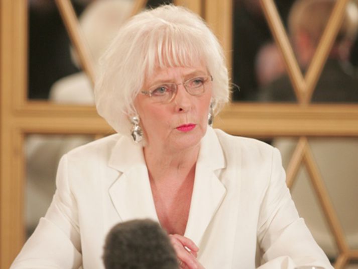 Jóhanna Sigurðardóttir sendi Davíð bréf.