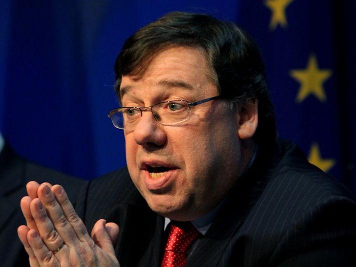 Brian Cowen segir að þetta hafi verið besti samningurinn sem Írar áttu kost á. Mynd/ afp.