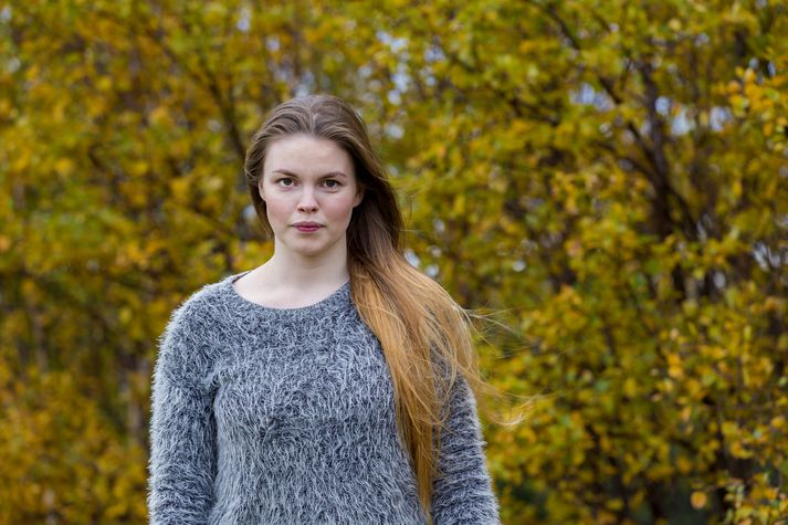 Birna Rún Eiríksdóttir leikkona segir að eftir pistil Bjarkar Guðmundsdóttir hafi hún áttað sig á því að ofbeldi af þessu tagi er ekki bara kynferðislegt og oft erfitt að skilja það eða setja puttann á það.