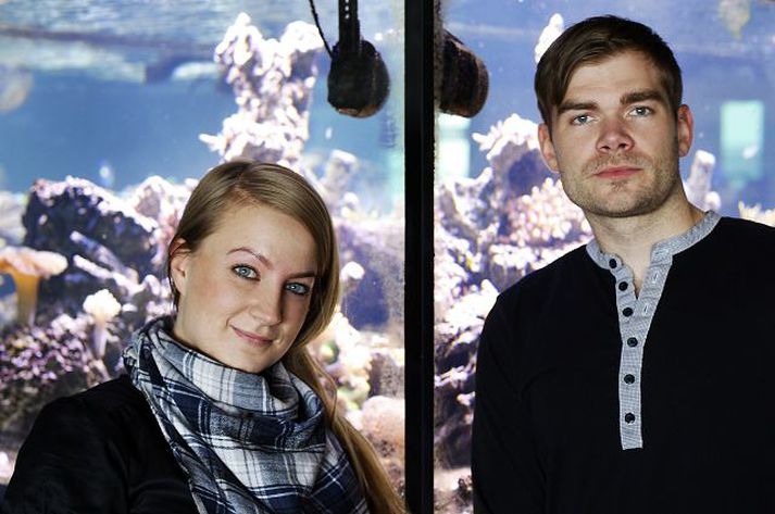 Diljá Ámundadóttir og Oddur Örn Halldórsson skipuleggja Fan Fest ráðstefnu á vegum tölvuleikjafyrirtækisins CCP. Ráðstefnan verður haldin í Laugardalshöllinni sem verður búið að breyta í geimskip. fréttablaðið/stefán
