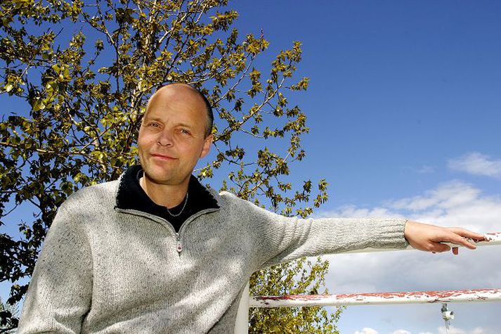 Páll Ásgeir Ásgeirsson Blaðamaðurinn og rithöfundurinn tekur við starfi kynningarfulltrúa Þjóðleikhússins eftir helgi.
