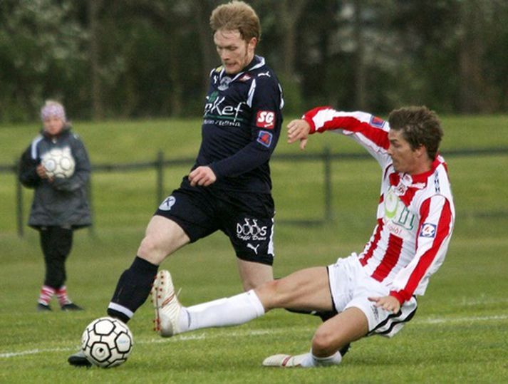 Guðjón Árni Antoníusson skoraði eina mark fyrri hálfleiks.