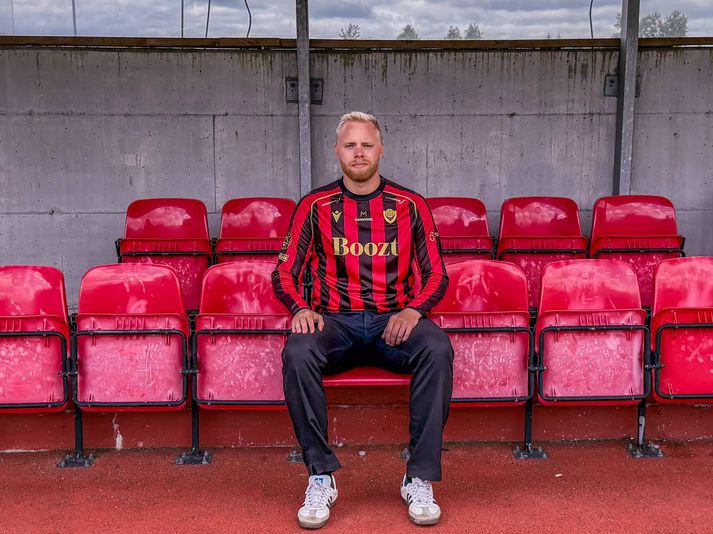 Sveinn Aron Guðjohnsen í Víkingstreyjunni.