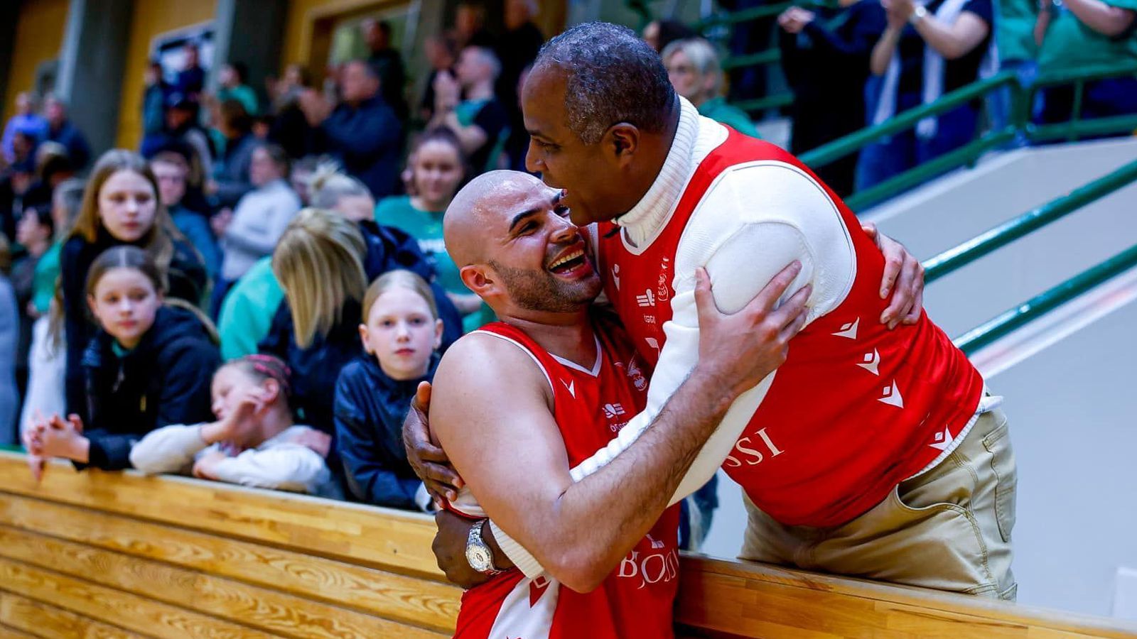 Glímir við mikið á­fall: „Enn­þá smá dauður að innan“