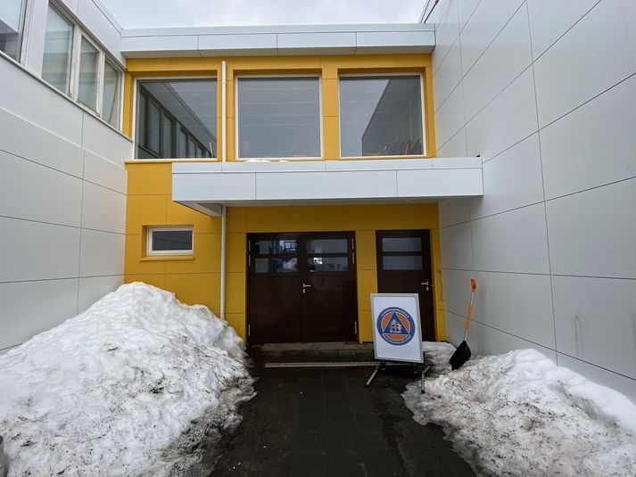 Centrum pomocy Agencji Obrony Cywilnej znajduje się w Egilsbúð.