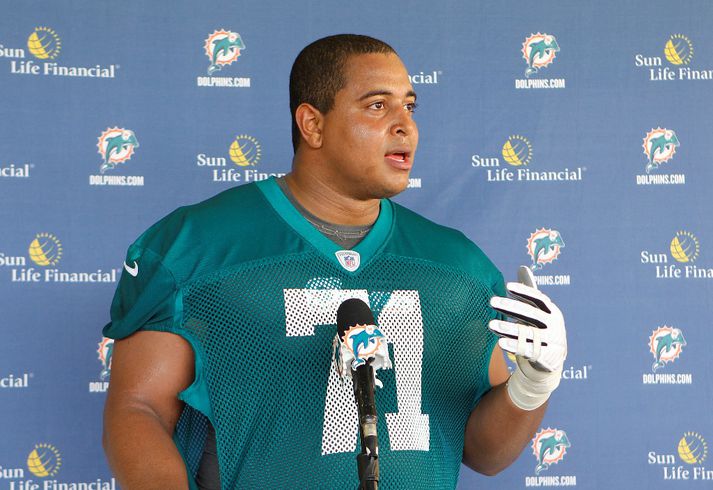 Jonathan Martin í búningi Dolphins.