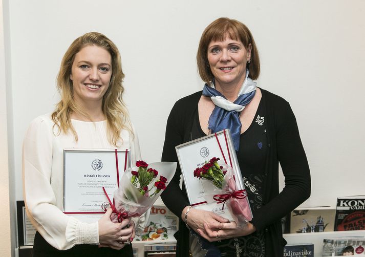 Emma Marie og Valgerður Lísa voru að vonum ánægðar með styrkina úr Minningarsjóði Bjargar Magnúsdóttur ljósmóður og Magnúsar Jónassonar bónda.