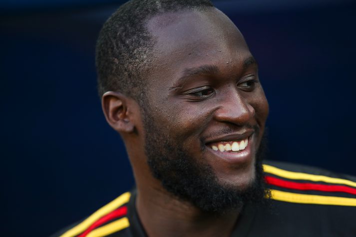 Lukaku verður í eldlínunni með Belgum gegn Japan í dag.