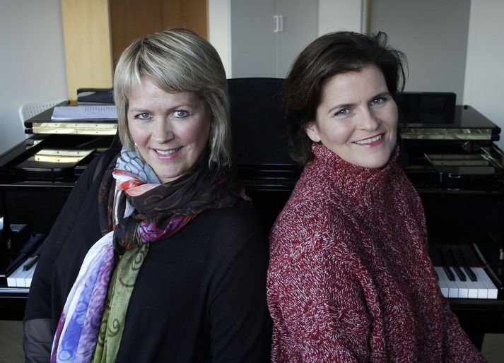 Auður og Helga Bryndís flytja sönglög eftir Hjálmar Helga Ragnarsson, Robert Schumann, Ermano Wolf-Ferrari og Joaquin Turina í Norræna húsinu.