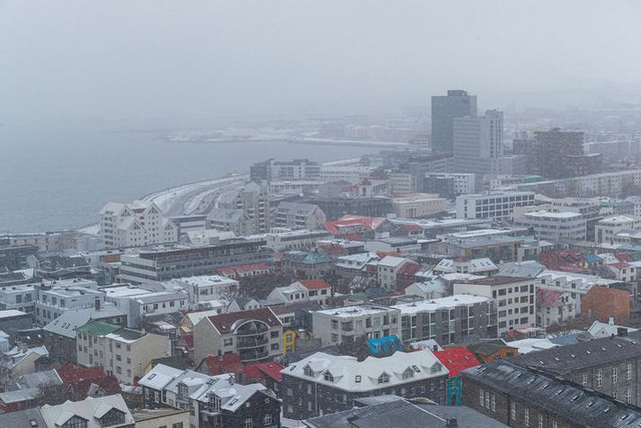 Árásin var gerð í íbúð í Bríetartúni í Reykjavík.